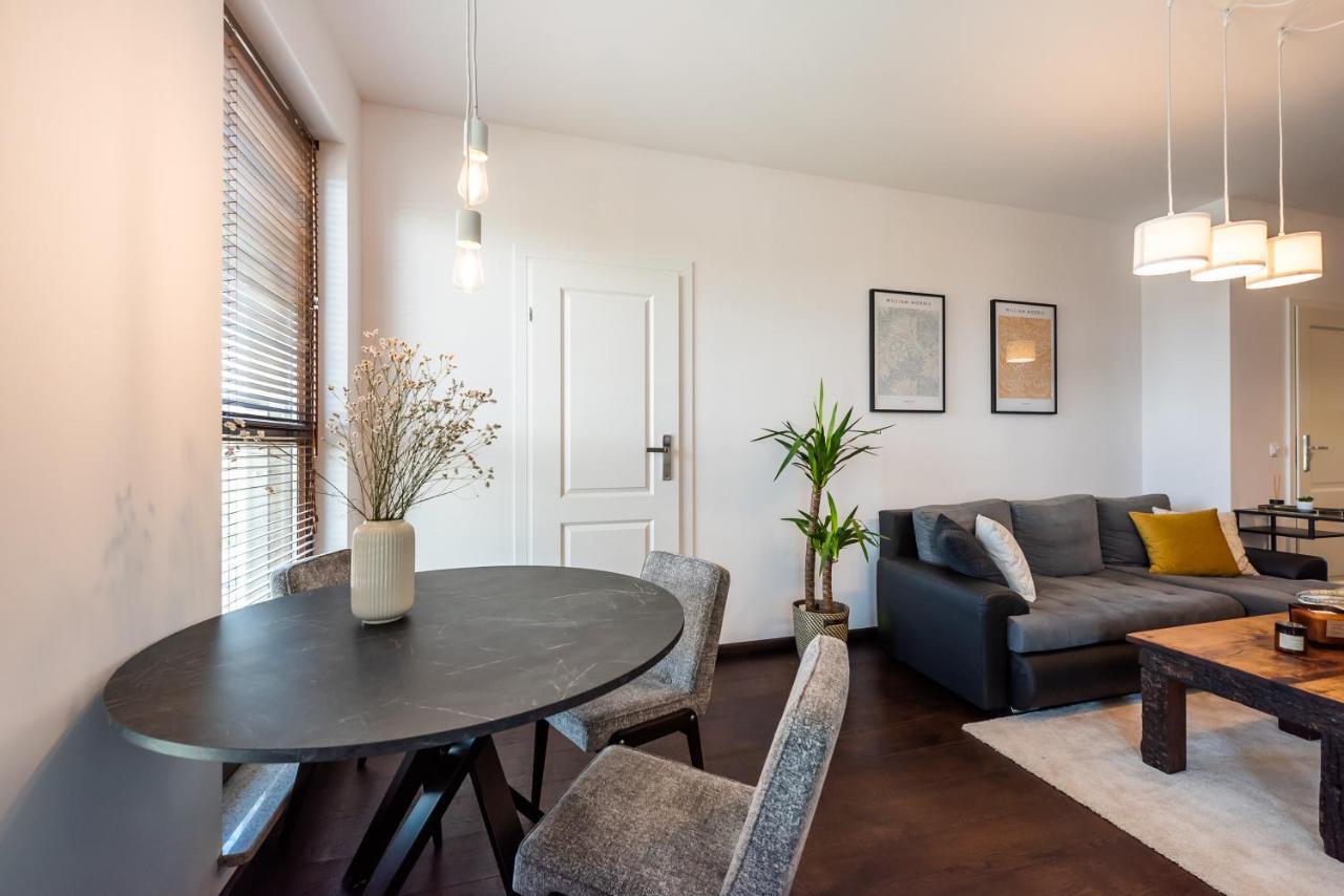 Ochota De Luxe Apartment Warszawa Exteriör bild