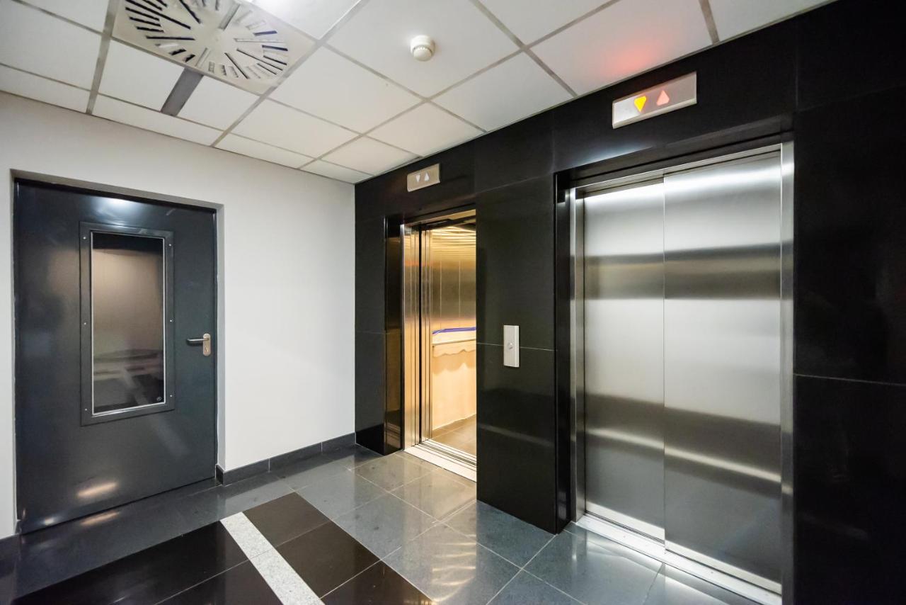 Ochota De Luxe Apartment Warszawa Exteriör bild